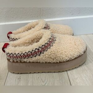 UGG Tazz Heritage Braid Platform Slippers